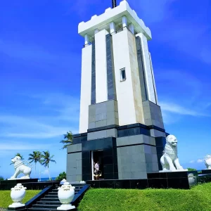Paying Tribute to Heroes: The War Heros Monument in Tangalle